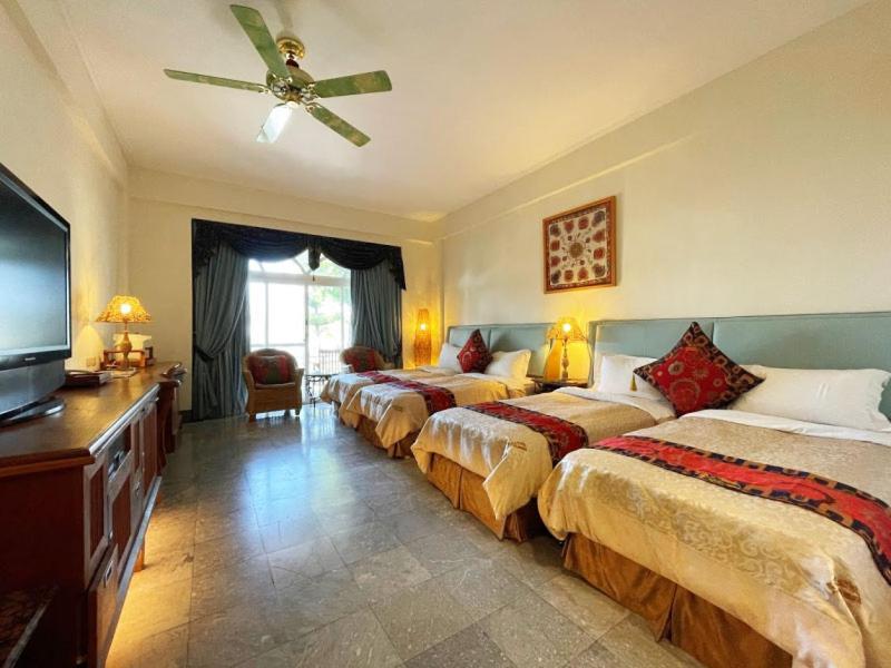 Swan Lake Villa Resort Nanwan Extérieur photo