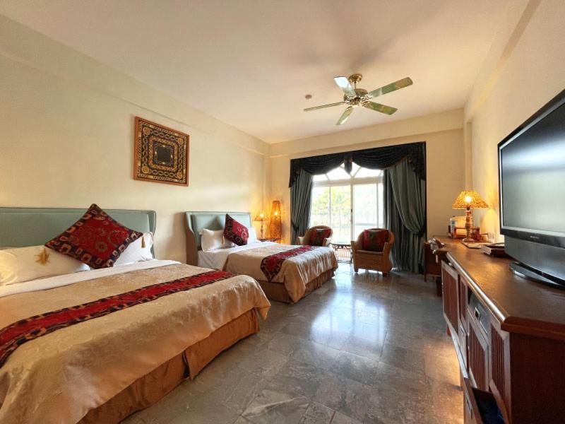 Swan Lake Villa Resort Nanwan Extérieur photo